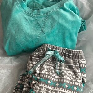 Women’s Muk Luk Velour Pajama Set XS EUC